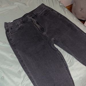 American Eagle Mom Jean